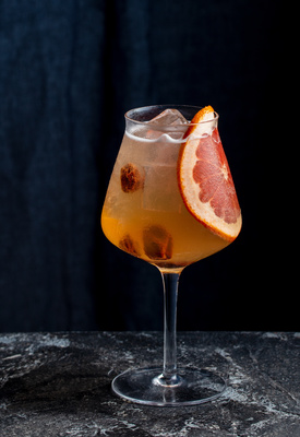 預調(diào)雞尾酒與影庫文化 攝影產(chǎn)品的新融合